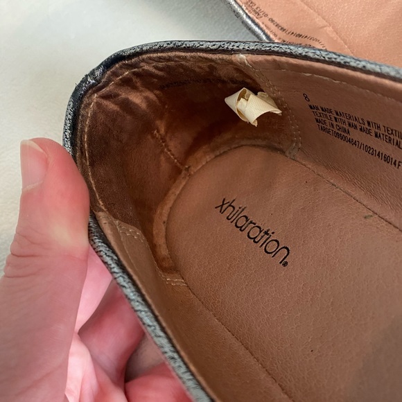 🔥3/$20 Metallic flats - Picture 5 of 5